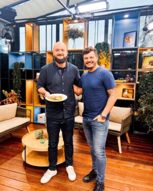 Pokáč Instagram - nova bromance ja a @stasa.roman 👨‍🍳🫶 priste ja varim parky kamo snad neprasknou 🙋‍♂️