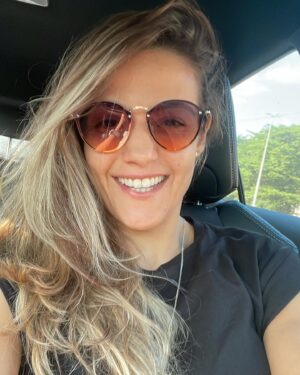 Poliana Botelho Instagram - #tbt cabelos loiros 😍