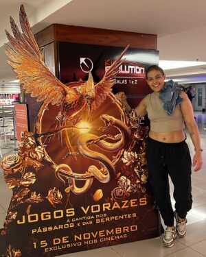 Poliana Botelho Instagram - JOGOS VORAZES … Pré-estreia exclusiva♥️