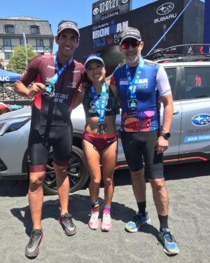 Polo Ramírez Instagram - ¡Objetivo logrado! En la meta con el team Pléyades de @subaruchile en el Subaru Ironman 70.3 Pucón 2023 @margarita_masias y @sebalassalle_tri de @rpmteam Tremendos los dos, una carrera dura, con mucho calor, ¡pero nuestra corredora voló!
