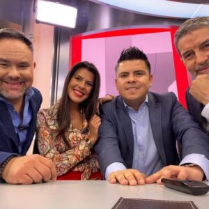 Polo Ramírez Instagram - Un privilegio acompañarlos cada mañana en @teletrece AM junto a un gran equipo. @gianfranco_marcone @natylopez.tv @marambini