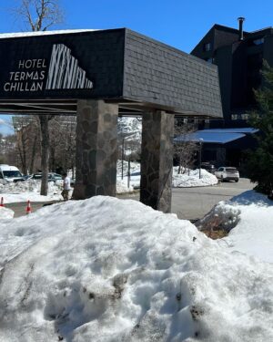 Polo Ramírez Instagram - Gran fin de semana disfrutando de la nieve y un paisaje increíble @hoteltermaschillan
