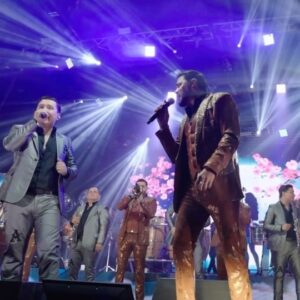 Poncho Lizarraga Instagram - HOUSTON, TEXAS ¿Están listos para vivir la gira de #LasBandasMasGrandesDelMundo? Banda El Recodo y La Arrolladora juntas por primera vez en Houston. ¡Vive la experiencia con las máximas exponentes de la música sinaloense!

MAYO 26 en la Monumental Plaza Garibaldi ¡Allá nos vemos!

🎟️ Boletos 👉 https://ticketon.com/tl/fvp4yyo