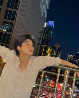 Ponlawit Ketprapakorn Instagram - City of car 🚘🌕