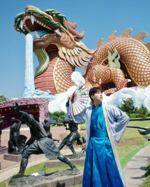 Ponlawit Ketprapakorn Instagram - 张悟空  Zhāng Wù Kōng 🐒🦋 来了