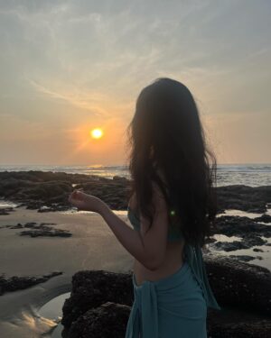Poorti Arya Instagram - Go Where You Breathe Free 
#goa #ashwembeach #goabeach