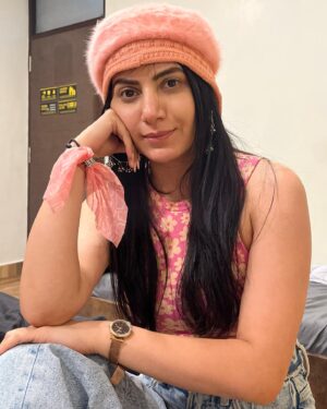 Poorti Arya Instagram - It Only Has To Make Sense To You 🩷