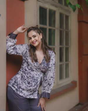 Prachi Tehlan Instagram - 🧚🏻‍♀️

👗: @shopdorabi 
📸: @jibin_dev_official 
💄: @makeup_by_shibinantony @delia_john__ 
🙋🏻‍♀️: @rashmimuraleedharan
✂️ : @blackbatchframes

📷: @nikonindiaofficial