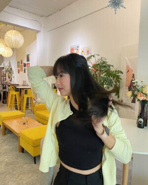 Praewpannarai Sansanapitayakorn Instagram - Officially 25 🎂🤍
อายุ 25 ในวันที่ 25 เดือน 5 🥳