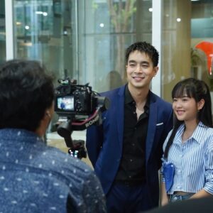 Praewpannarai Sansanapitayakorn Instagram - งานเปิดตัวละครเมื่อวานนี้ อาชญาโกง เปิดตัวแล้วว ฝากด้วยนะคะ#อาชญาโกง  #thaipbs
📸🤍