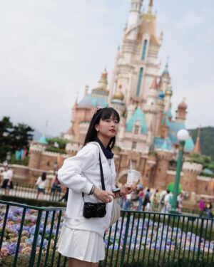 Praewpannarai Sansanapitayakorn Instagram - 🤍🫶🏻🏰