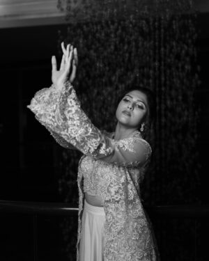 Praneeta Patnaik Instagram - Shining, because its my golden hour ✨ 
.
.
Team :-
MUA @lemysumi 
Hair by @madhuhairstylisthyd 
Outfit @houseofakhilaaakurathi 
Jewellery @shop.ornateway 
Styled by @spacefashionconsultancy 
Images by @sriramambati and @srikanth_jangili_ 
Nails by @nailaffinityhyderabad