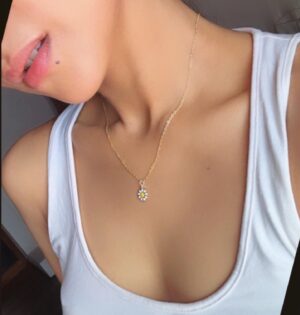 Pranutan Bahl Instagram - be casual with everything except your intentions ✌️🧡