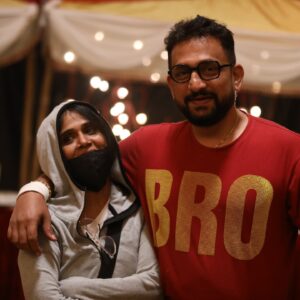 Prasad Oak Instagram - प्रसाद फोटोत तोंड बंद आहे म्हणून तुला वाटत असेल की , 
मी अशी वागेन , गप्प बसेन , तुला बोलू देईन ,मी फक्त ऐकेन .

तर जागा हो . फोटो आहे तो , मी फक्त फोटो मधेच गप्प बसू शकते …😉तुला पर्याय नाही 😀

Oh sry sry आज चांगलं बोलायचं असतं ना ? okok

I love you ♥️♥️♥️ 
स्वामी तुझ्या सगळ्या इच्छा पूर्ण करो🙏🏽🙏🏽

Happyyyyyy birthday🥰🥰🥰🎉🎉🎉

#birthdayboy #baykoprem #shastraastate✋😀