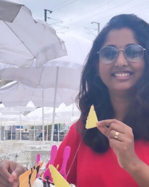 Prasanna Varma Danthuluri Instagram - When life gives you a hundred reasons to cry, show life that you have a thousand reasons to 😃😁😄
.
.
 #chorbazaar memories 😍