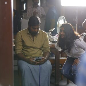 Prasanna Varma Danthuluri Instagram - Happy moments 😁Happy thoughts 💭 Happy dreams 😴Happy feelings 😍Happy birthday 🥳 💐🎂 sir 
@actorvijaysethupathi 
.
.
.
#bestmemories #makkalselvan #makkal #vijaysethupathi