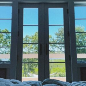 Prateek Kuhad Instagram - Announcing next leg of Silhouettes Tour tomorrow!

Meanwhile in New York, 
1. zzzzzzzzzz
2. Elizabeth street garden, Nolita 
3. Cookies backstage, at the beacon
4. Summer pool dips
5. Momofuku specials in the east village
6. Soho streets
7. Sky view at Dolphin beach
8. 🌸🌸🌸🌸
9. View from my bed in Quogue
10. NYC skies