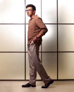 Pratik Gandhi Instagram - 🤎

.
.
.

Stylist - @styleitwithniki
📸- @lovdipsingh
Outfit- @beyoung.in_official
Footwear- @whitemuds_official
Eyewear- Armani Exchange A/X from @alankaropticalcentre
Watch - @franklordcreations
Hair @sandypanwar1810
Makeup @sayyed_makeup_art 
Managed by @kaajalgb