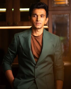 Pratik Gandhi Instagram - Tadow!
.
.
.

Stylist - @styleitwithniki 
📸-@lovdipsingh
Blazer set - @vikashrathod
Footwear - @lafattio
Hair @sandypanwar1810
Makeup @sayyed_makeup_art 
Managed by @kaajalgb
