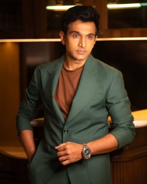 Pratik Gandhi Instagram - Tadow!
.
.
.

Stylist - @styleitwithniki 
📸-@lovdipsingh
Blazer set - @vikashrathod
Footwear - @lafattio
Hair @sandypanwar1810
Makeup @sayyed_makeup_art 
Managed by @kaajalgb