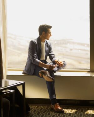 Pratik Gandhi Instagram - Missing my Mumbai.
The sun, the sea, the breeze and the rains.

.
.
.

Stylist - @styleitwithniki
📸 - @lovdipsingh
Outfit - @studio_anuraagk
T-shirt - @linentrailofficial
Eyewear - Armani exchange A/X from @alankaropticalcentre
Footwear - @whitemuds_official
Watch - @franklordcreations
Hair @sandypanwar1810 
Makeup @sayyed_makeup_art
Managed by @kaajalgb