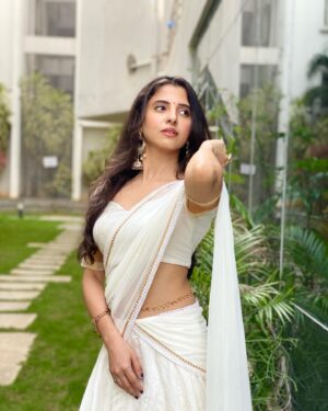 Preethi Asrani Instagram - 🕊️🕊️🕊️

@shilpacouture 🫶