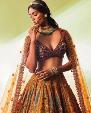 Preethy Karan Instagram - For @asopalav 

.
.
.

.
#lehenga #weddinglehenga #lehengainspiration 
#lehengagoals #lehengalove #designerlehengas 
#velvetlehenga #maroonlehenga #lehengacholi 
#lehengawedding #bridallehenga #lehengacollection 
#designerlehenga #lehengalovers#organzalehenga 
#handworked #zardosiwork #themuse #themusecollection #muse #asopalav