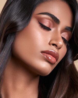 Preethy Karan Instagram - SKIN & BEAUTY
.
.
.
.
.
.
H & M @kalwon_beauty @ganesh_hair_architect 
.
Photography & retouch @dxgphotographer 

#trendingnow #viral #instagram #love #explorepage #explore #instagood #fashion #follow #like #likeforlikes #followforfollowback #photography #india #trend #instadaily #memes #music #style #trendingnow #foryou #likes #photooftheday #model #beautiful #bhfyp #ınstagood