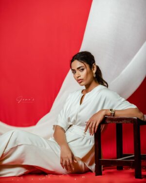 Preethy Karan Instagram - #NPVVP promotions

MUA : @simerna.sushil 
Styling: @gayathribalasubramanian21 
Custom Outfit @sapnaa_gautham 
📸: @jenos_photography @jenovin_05