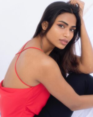 Preethy Karan Instagram - RED 🌹
.
.
.
.
.
.
Shot by @prachuprashanth