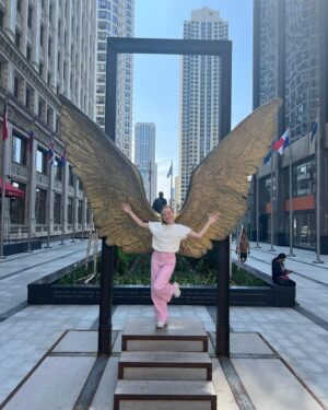 Presley Richardson Instagram - Chicago!!! #cubs #chicago #aladdinonbroadway #freinds #trip