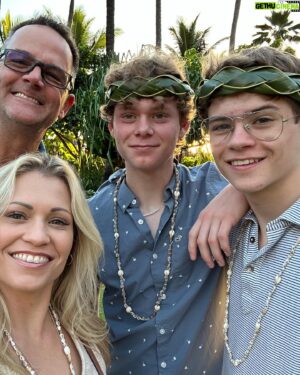 Preston Oliver Instagram - Hawaii day one 😤