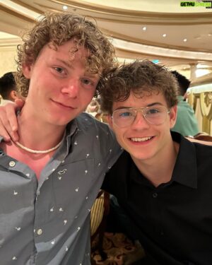 Preston Oliver Instagram - This 7 day @disneycruiseline trip was so much fun. So many great experiences on such an awesome ship. Thank you @disneychannel @disneyplus for the opportunity. Had a great time hanging with my family, brother @_jordan_oliver__ and ofcourse @kylieghcurran. #pixardayatsea