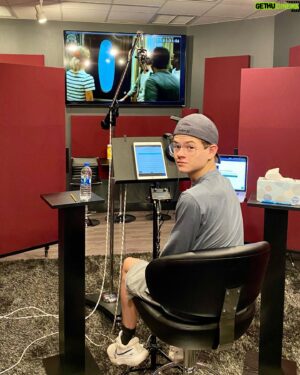 Preston Oliver Instagram - Finishing up Season 3! Cant wait for everyone to see it! @adrenalinestudios @secretsofsulphursprings