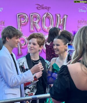 Preston Oliver Instagram - More pics from last night! Wish I could go back and live it again 😪. Thank you once again @disney @disneyplus for the opportunity!!