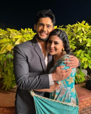 Prince Yawar Instagram - Celebrating the extraordinary bond with Prince Yawar, my brother From Bigg Boss 7 to the magical moments at PadmaMohana Awards, our connection is beyond words. Grateful for the laughter and cherished memories. 🤝🌟 

Designer:- @anudesigner_studio 

Jewellery:- @ambicapearlsandjewellers 

#unforgettablemoment #biggboss #bond #hamida