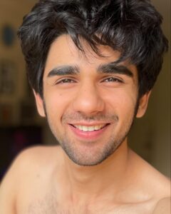 Prit Kamani Most Liked Photos and Posts