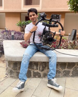 Prit Kamani Instagram - Hi,
Today marks 5 years of my film career & co-incidently I begin another beautiful journey today. I feel the same nervous energy and butterflies in my stomach as I did when I started working on my first film, Hum Chaar.

It’s a Rajshri production film, and I couldn’t be more grateful to begin my career with this film with a beautiful, young but determined team. (Some of us, including me were naive too 🐒)

Our film didn’t make the numbers at the box office, in fact many people didn’t even know about the film when it released. That’s when you know it’s not just about working hard or being talented. It’s about patience. It’s a waiting game. it’s about how life has to work it out for you, or you could be the other one and take everything in your hands. I am of the former league. (Aur option bhi kya hai…)

Having said that I am not even close to the vicinity of even being half the actor that I aspire to become. 

BUT,
One thing is a solid fact, like gravity, my passion is real, and powerful. When you find no glory, no recognition, no reward, that’s when you have to fight harder. Like you don’t exist for the world, that’s when it really counts. Because when it’s easy, it’s easy.

I’m not fighting for my dreams, I’m just defending hope, and faith of my own and of these lovely people in my life who believed in me when no one did. 

Hum chaar is now streaming on Zee5 in case you missed it, or loved my work in my first film and would like to watch it again. 

It’s an emotional drama about friends, family, love just like Rajshri. 

Written & Directed by @abhishekkdixitt 
DOP @varun.sud 

My co-actors, family & friends @simran.sharma30 @theanshumanmalhotra @tushar.pandey 

The picture story :

1. With Valentine, today 🎥 
2. Muhurat Pooja 🪔 
3. The poster of Hum Chaar 
4. The first time I was recognised for my work in Hum Chaar, shot by my mom.
5. The day Hum Chaar released.
6. First credit
7 & 8. Some heartfelt dms from you (real award 🥇)
9. 3 sold out shows
10. Best is yet to come, toh muskuraaye ♥️