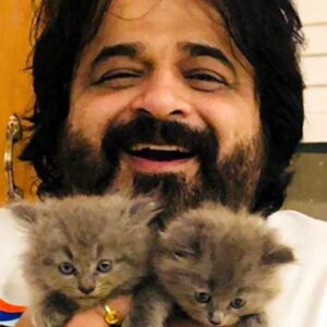 Pritam Chakraborty Instagram - My Pet with Her Pets 
'Oliver and Amour' 🐱🐱

On the next pic She is letting me hold them for a bit 😊

#newmembers