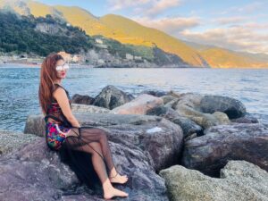 Priyanka Chincholi Instagram - "Walking along the shore, with the sound of waves and the beauty of the horizon, I find my peace. 

Pc @rakesh170684 💋💋

🌊✨ #BeachSerenity #Nature'sBeauty
#monterosso #priyankachincholi #uk #london #italy #holiday #birthday #kannadaactress #waterbabys #rpforever #rakeshkumar