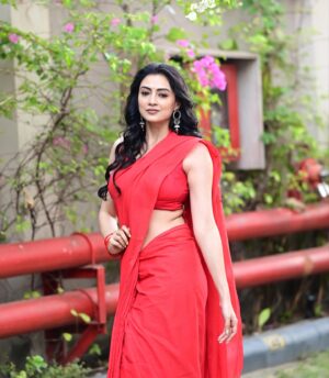 Priyanka Mondal Instagram - Wearing @avaindia2024 by @siladitya_dutta @bipradip_chakraborty & @megha.chowdhury 
Hair by @ginni_love21 
Love & hugs team 🩷