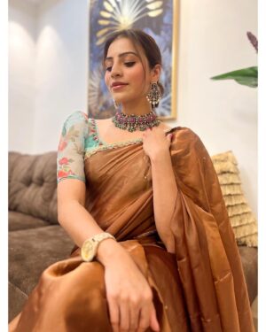 Priyanka Raman Instagram - Beautiful designs and quality. Enjoyed wearing these exclusive pieces from @bhamaemporio

BHAMA EMPORIO Vijayawada, has wide range of finest 925 silver jewellery with various collections like polki, temple, diamond, victorian etc.. check out now

Location P: opp to pvp, beside chennupati petrolbunk, M.G Road , Vijayawada