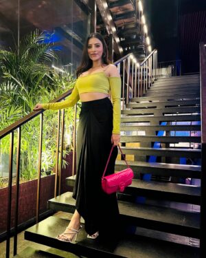 Priyanka Raman Instagram - I care a lot until I don’t care at all 💁‍♀️

#goodvibes
