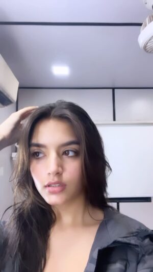 Priyanshi Yadav Instagram - prettiest trouble? 🫠

#reels #instagram