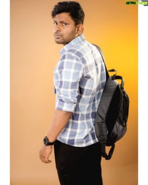 Pruthvi Mukka Instagram - As Student Raghav Naidu !! 
Manadantha veru , Chusukundam !! 
.
.
.
PC : @rohitmj.photo
Josh#student #webseries #lastbench #backbench