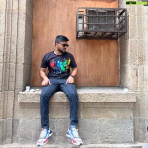 Pruthvi Mukka Instagram - Just keeping it Simple 😎
.
.
#mumbai