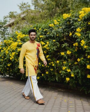 Pulkit Samrat Instagram - My journey to the altar was nothing short of a fairy tale, ignited by a single phone call to my dear friend @theanisha , which was filled with screams of excitement over the news of my upcoming wedding. Despite the absence of a set venue or date, I was unequivocally certain about one thing: my attire would be crafted by the incomparable Anamika Khanna. Our adventure began in the opulent @anamikakhanna.in Mumbai store, amidst the men’s section, but it was in the women’s section where we found our muse—a stunning piece of embroidery that captured my heart and set the theme for my wedding ensemble.

Anamika wasn’t the only magician behind my wedding wardrobe. For the Mehendi ceremony, @farazmanan was the clear choice. Despite his hectic schedule and the collection still being under development, Faraz crafted a breathtaking olive green outfit for me, allowing me to be the first to showcase his new collection. His dedication was a gift I couldn’t have been more grateful for.

As the wedding approached, the need for a Cocktail/Sangeet outfit became urgent. With just a week to spare, we were struggling to find someone who could encapsulate the essence of “shimmer” I desired. It was then that I was introduced to @rahulmishra_7 , and through the efforts of the wonderful Divya, I was adorned in an outfit that radiated shimmer and elegance, surpassing all expectations.

The Black Tie event demanded nothing less than perfection. Rohit Gandhi & Rahul Khanna were the craftsmen of choice for my tuxedo, presenting me with an array of swatches and patterns, making the selection process delightfully challenging. Surrendering to their expertise, the final piece was nothing short of spectacular, becoming one of my favorite looks. @rohitgandhirahulkhanna 

Anamika Khanna didn’t just stop with the wedding outfit; she designed my haldi and both my grah pravesh outfits, sealing my admiration for her forever.

Reflecting on my wedding journey, I’m overwhelmed with gratitude for these fashion pioneers who turned my dreams into reality. Their passion, creativity, and dedication made me the happiest groom alive. My heart is full, and wardrobe, a testament to their genius. 💓🕺