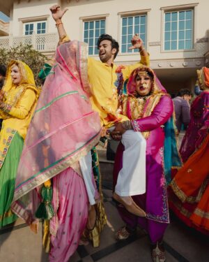 Pulkit Samrat Instagram - My journey to the altar was nothing short of a fairy tale, ignited by a single phone call to my dear friend @theanisha , which was filled with screams of excitement over the news of my upcoming wedding. Despite the absence of a set venue or date, I was unequivocally certain about one thing: my attire would be crafted by the incomparable Anamika Khanna. Our adventure began in the opulent @anamikakhanna.in Mumbai store, amidst the men’s section, but it was in the women’s section where we found our muse—a stunning piece of embroidery that captured my heart and set the theme for my wedding ensemble.

Anamika wasn’t the only magician behind my wedding wardrobe. For the Mehendi ceremony, @farazmanan was the clear choice. Despite his hectic schedule and the collection still being under development, Faraz crafted a breathtaking olive green outfit for me, allowing me to be the first to showcase his new collection. His dedication was a gift I couldn’t have been more grateful for.

As the wedding approached, the need for a Cocktail/Sangeet outfit became urgent. With just a week to spare, we were struggling to find someone who could encapsulate the essence of “shimmer” I desired. It was then that I was introduced to @rahulmishra_7 , and through the efforts of the wonderful Divya, I was adorned in an outfit that radiated shimmer and elegance, surpassing all expectations.

The Black Tie event demanded nothing less than perfection. Rohit Gandhi & Rahul Khanna were the craftsmen of choice for my tuxedo, presenting me with an array of swatches and patterns, making the selection process delightfully challenging. Surrendering to their expertise, the final piece was nothing short of spectacular, becoming one of my favorite looks. @rohitgandhirahulkhanna 

Anamika Khanna didn’t just stop with the wedding outfit; she designed my haldi and both my grah pravesh outfits, sealing my admiration for her forever.

Reflecting on my wedding journey, I’m overwhelmed with gratitude for these fashion pioneers who turned my dreams into reality. Their passion, creativity, and dedication made me the happiest groom alive. My heart is full, and wardrobe, a testament to their genius. 💓🕺
