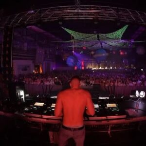 Pumped Gabo Instagram - Dropping bombs with @worldisminehungary 💣😮‍💨👀