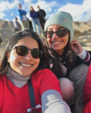 Punarnavi Bhupalam Instagram - All of us in Leh felt all the emotions and feelings 5x, maybe it was the altitude maybe it's us 🌞🏔️

Missing my Leh crewwww 

#throwbackthursday
